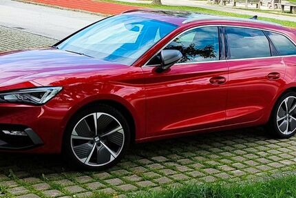 Seat Leon 51.500 km 22.999 &euro; Traunstein 83278