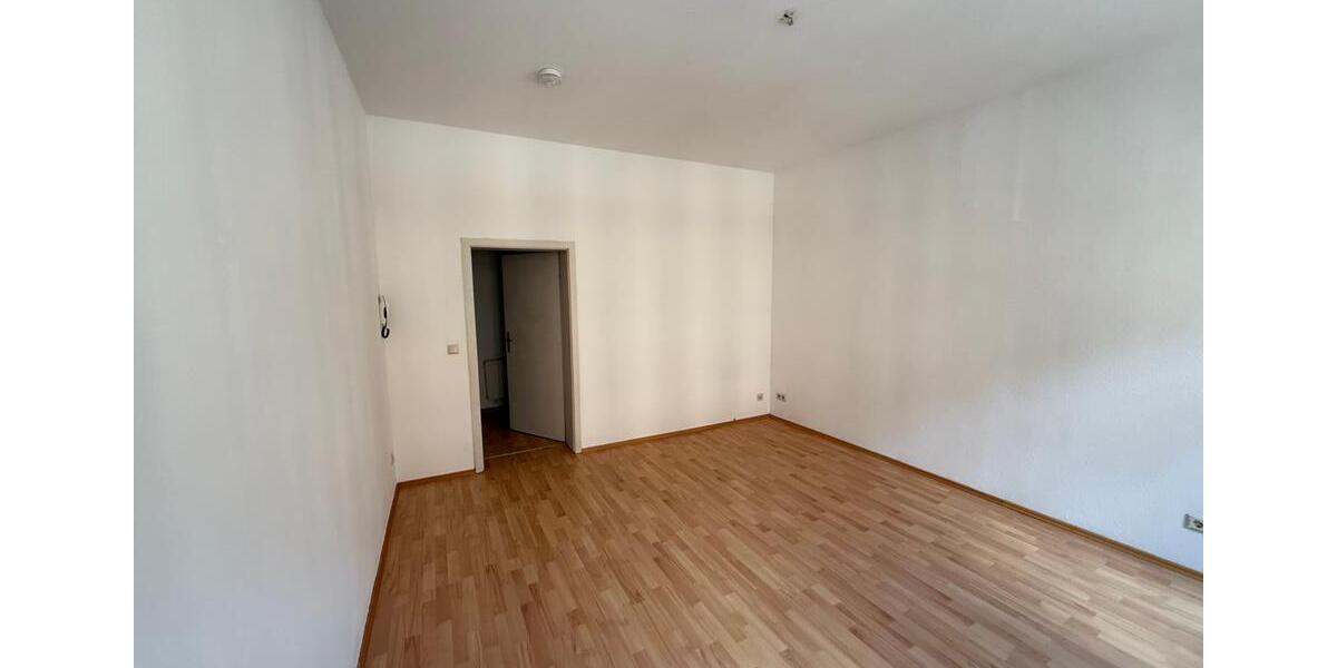 Etagenwohnung Zwickau - 5 Zimmer, 118 m&sup2;, 699&euro; | Angebot:25756475