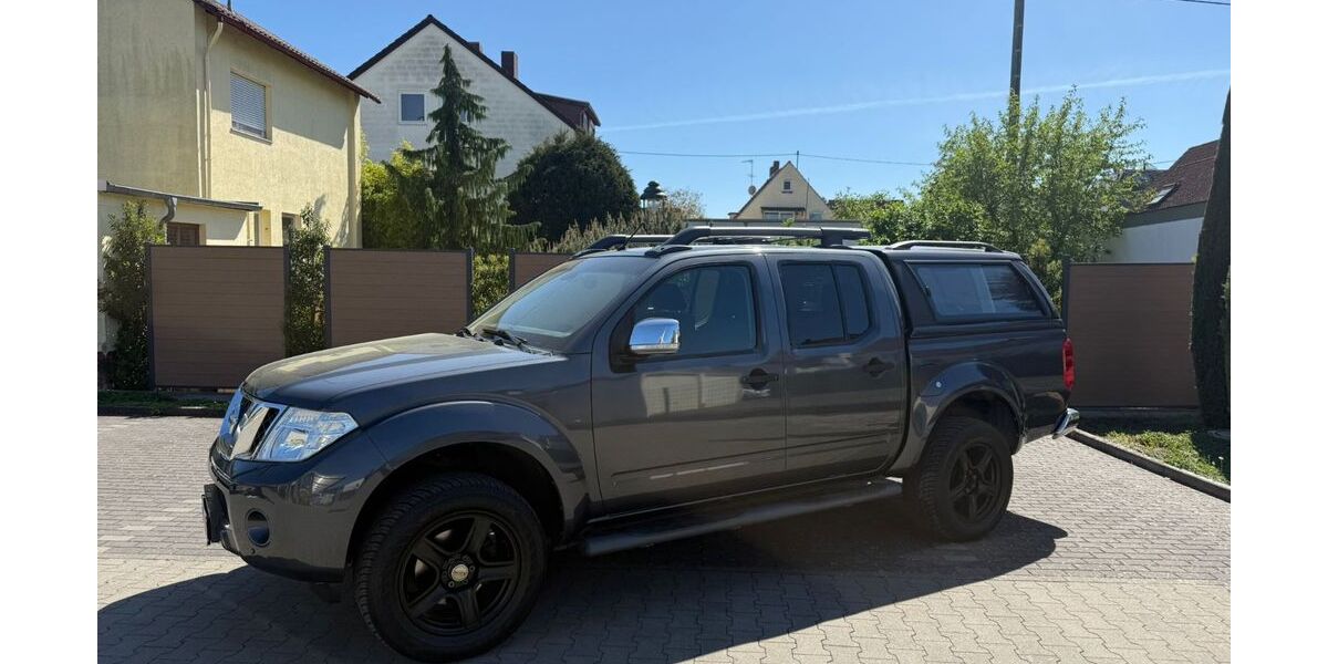Nissan Navara 110.000 km 17.900 &euro; Massenheim 65239