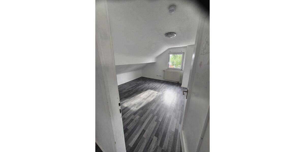 Einfamilienhaus Saarlouis - 5 Zimmer, 80 m&sup2;, 170.000&euro; | Angebot:26982551