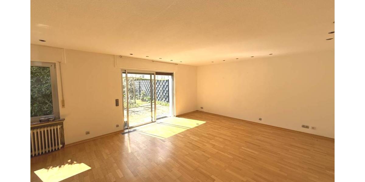 Etagenwohnung Bielefeld Hillegossen - 2 Zimmer, 95 m&sup2;, 118.000&euro; | Angebot:26402367