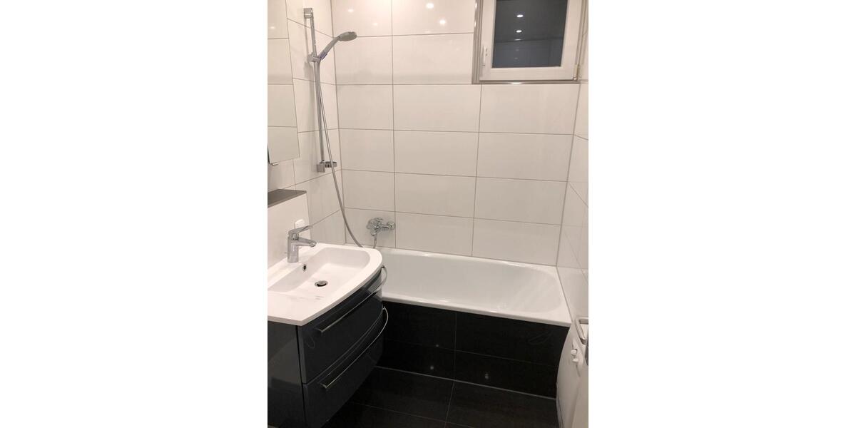 Etagenwohnung Niederzier - 3 Zimmer, 75 m&sup2;, 150.000&euro; | Angebot:26957611