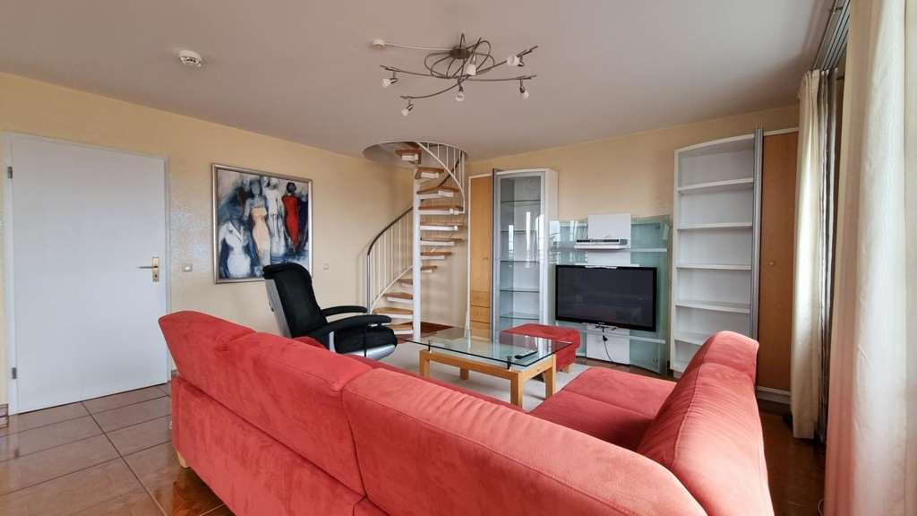 Etagenwohnung Ingolstadt Hollerstauden - 3 Zimmer, 94 m&sup2;, 1.100&euro; | Angebot:26305170
