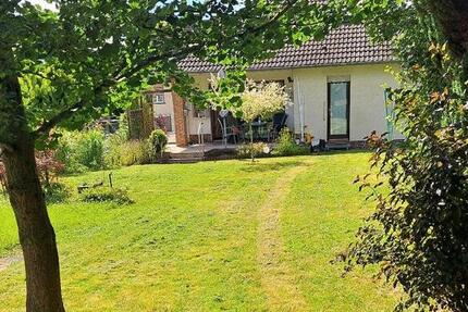 Haus Sontra - 7 Zimmer, 150 m&sup2;, 1.200&euro; | Angebot:23281808