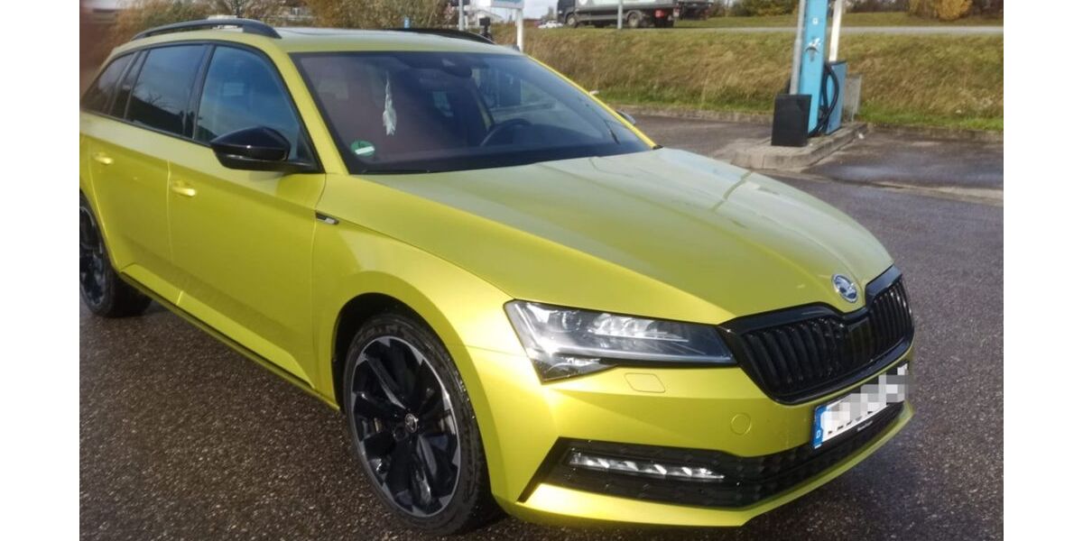 Skoda Superb 12.400 km 40.900 &euro; Kröning 84178