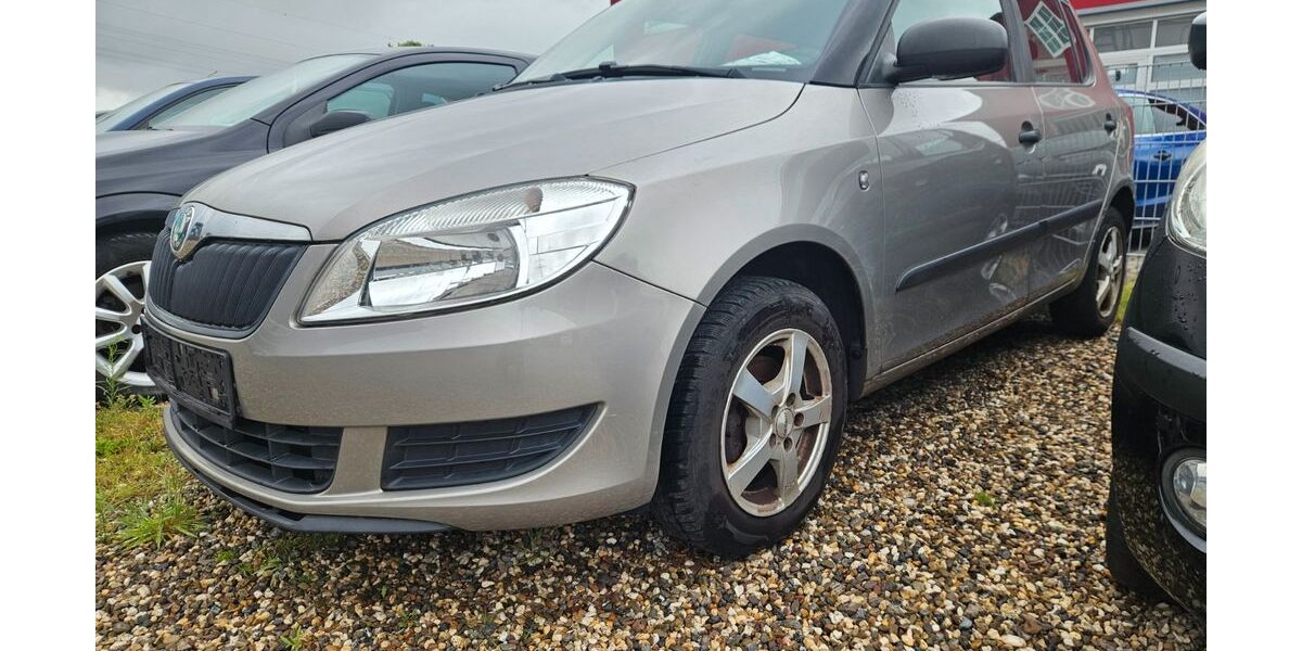 Skoda Fabia 150.000 km 3.280 &euro; Rheinberg 47495