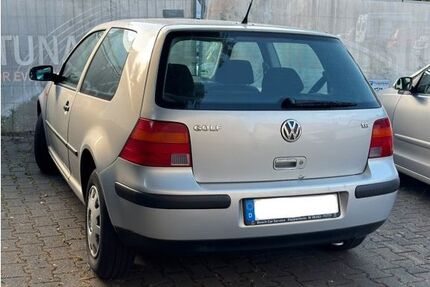 VW Golf 168.000 km 1.500 &euro; Reichelsheim (Odenwald) 64385
