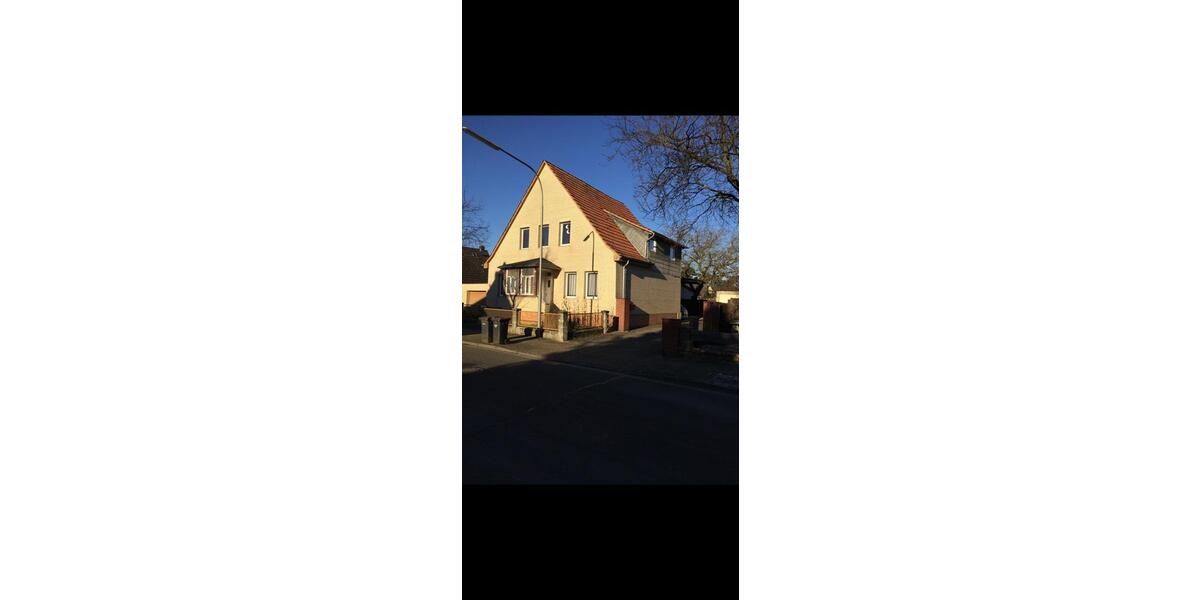 Einfamilienhaus Gifhorn - 7 Zimmer, 160 m&sup2;, 1.350&euro; | Angebot:26461235