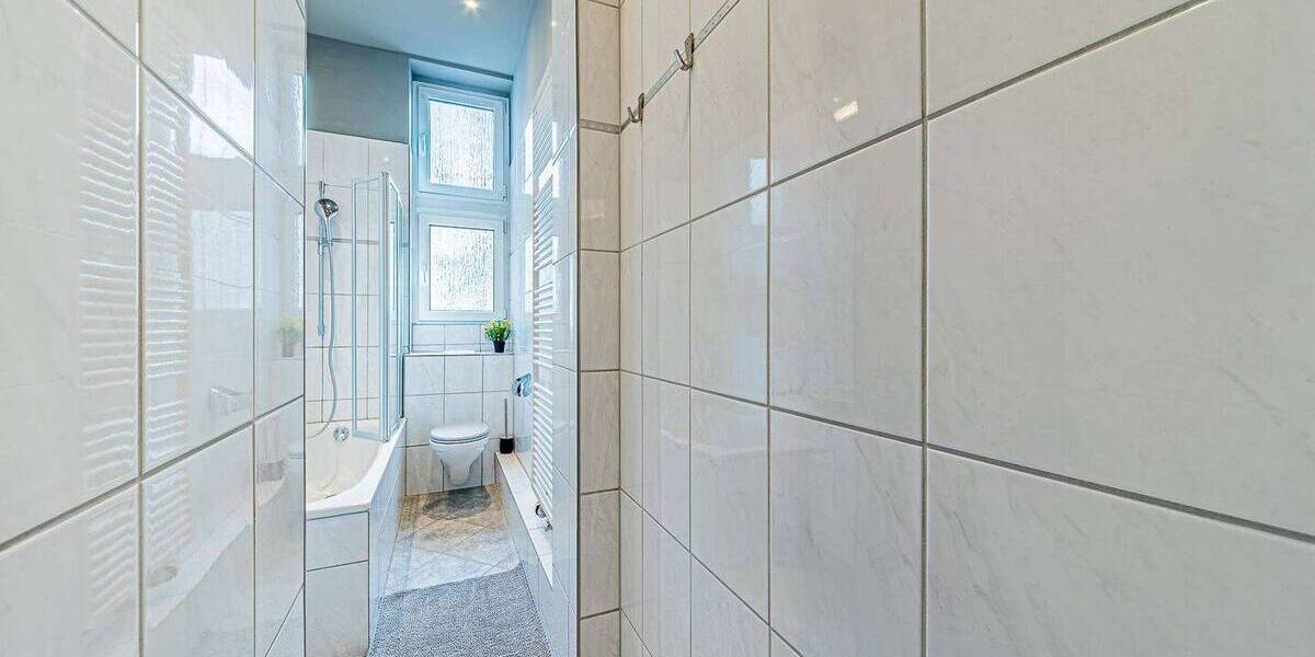 Etagenwohnung Frankfurt am Main Westend-Süd - 3 Zimmer, 72 m&sup2;, 2.720&euro; | Angebot:26840610