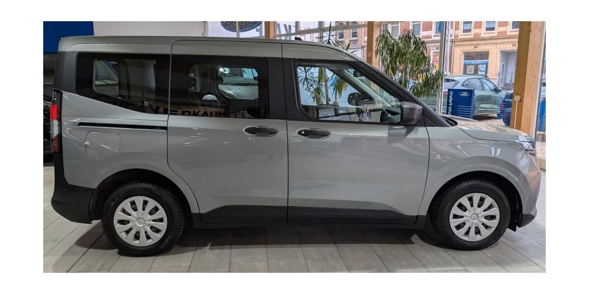 Ford Tourneo Courier 3.950 km 23.980 &euro; Löbau 02708