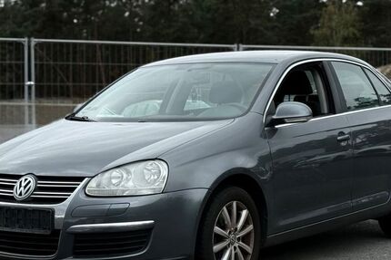 VW Jetta 188.974 km 2.999 € Königs Wusterhausen 15713