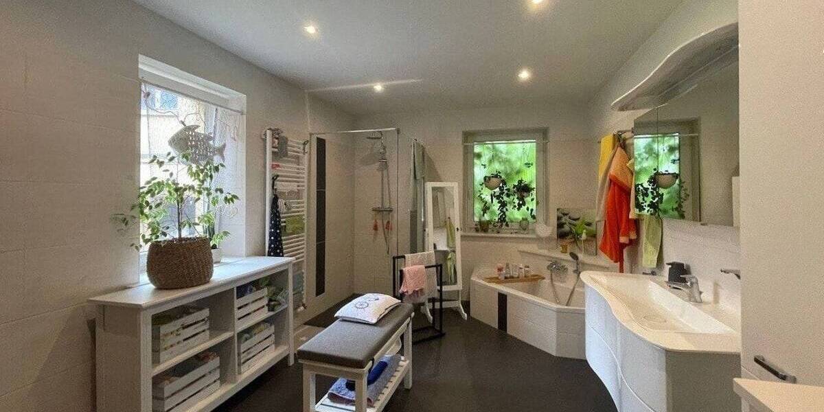 Bauernhaus, Landhaus Elsteraue Predel - 7 Zimmer, 155 m&sup2;, 195.000&euro; | Angebot:25676767