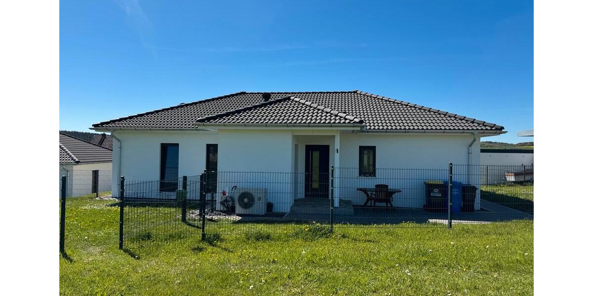 Einfamilienhaus Hohenroth - 5 Zimmer, 137 m&sup2;, 1.450&euro; | Angebot:26462337