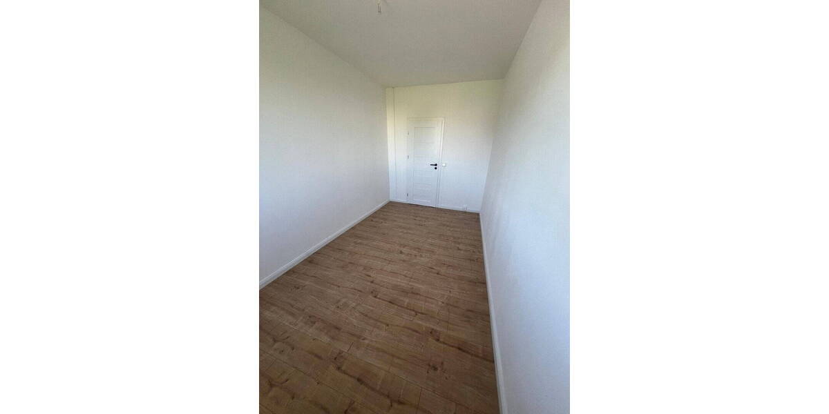 Etagenwohnung Neubrandenburg Datzeberg - 3 Zimmer, 69 m&sup2;, 650&euro; | Angebot:26434534
