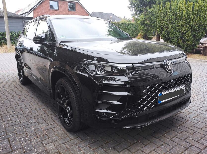 VW Tayron 5.000 km 54.900 € Wolfsburg 38446