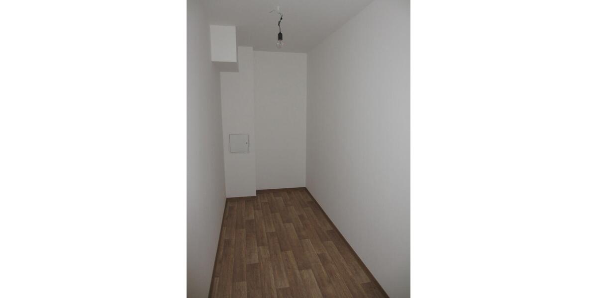 Etagenwohnung Plauen Bahnhofsvorstadt - 2 Zimmer, 72 m&sup2;, 360&euro; | Angebot:26548295