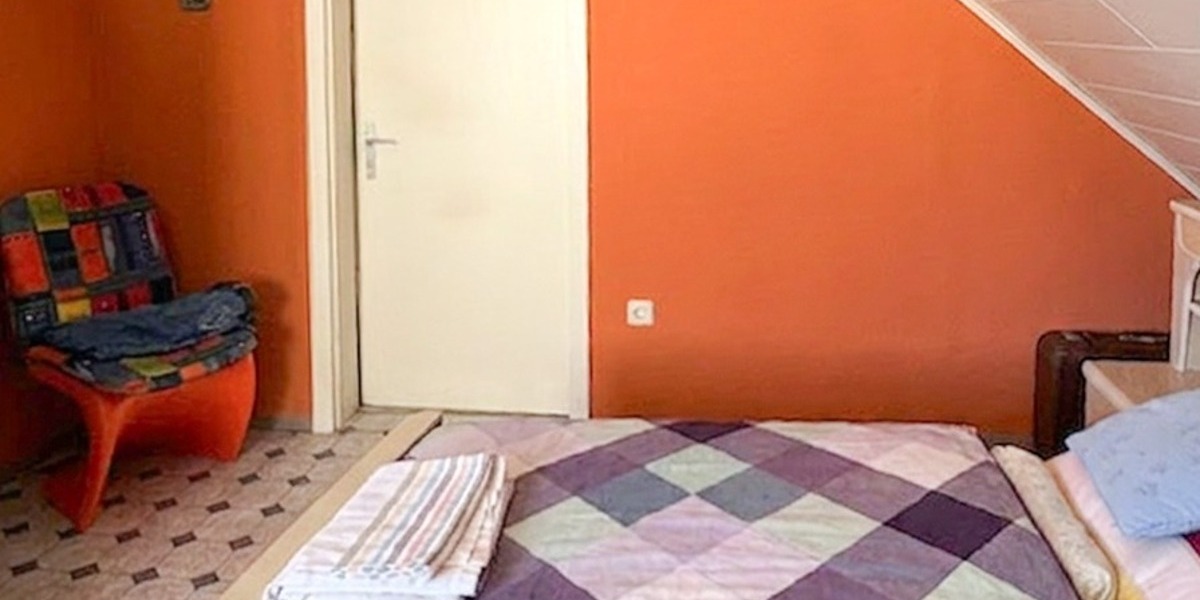 „Einfamilienhaus mit Anbau in ruhiger Lage – Potenzial inklusive“ in Ludwigshafen-Oggersheim - Einfamilienhaus Ludwigshafen Oggersheim | Angebot:26383346
