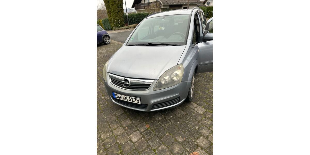 Opel Zafira 260.000 km 2.700 &euro; Sundern 59846