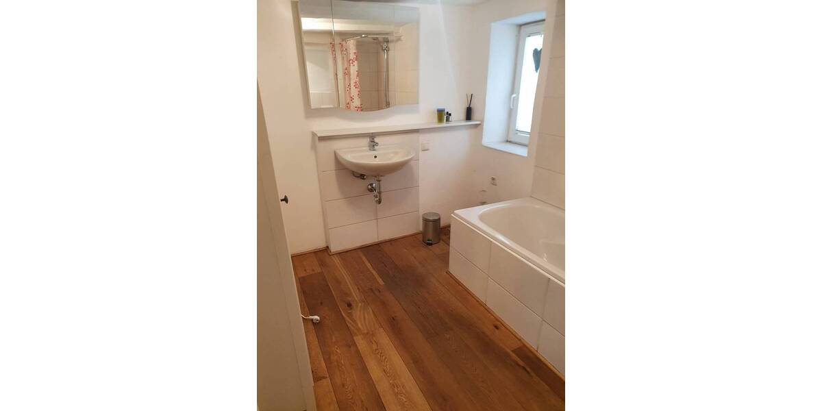 Mehrfamilienhaus, Wohnhaus Homberg - 7 Zimmer, 190 m&sup2;, 225.000&euro; | Angebot:25693035