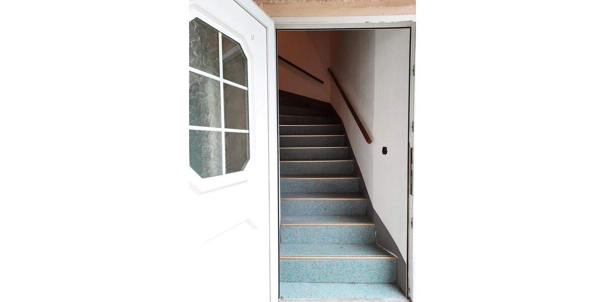 Mehrfamilienhaus, Wohnhaus Sachsen - Limbach-Oberfrohna Limbach-Oberfrohna - 3 Zimmer, 77 m&sup2;, 480&euro; | Angebot:24792288