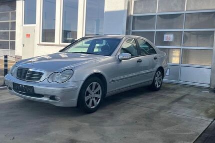 Mercedes-Benz C 200 241.933 km 800 &euro; Wetter 35083