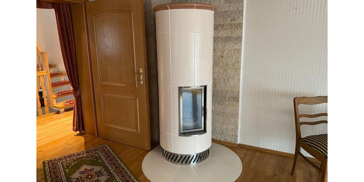 Einfamilienhaus Korbach - 4 Zimmer, 156 m&sup2;, 1.550&euro; | Angebot:25901038
