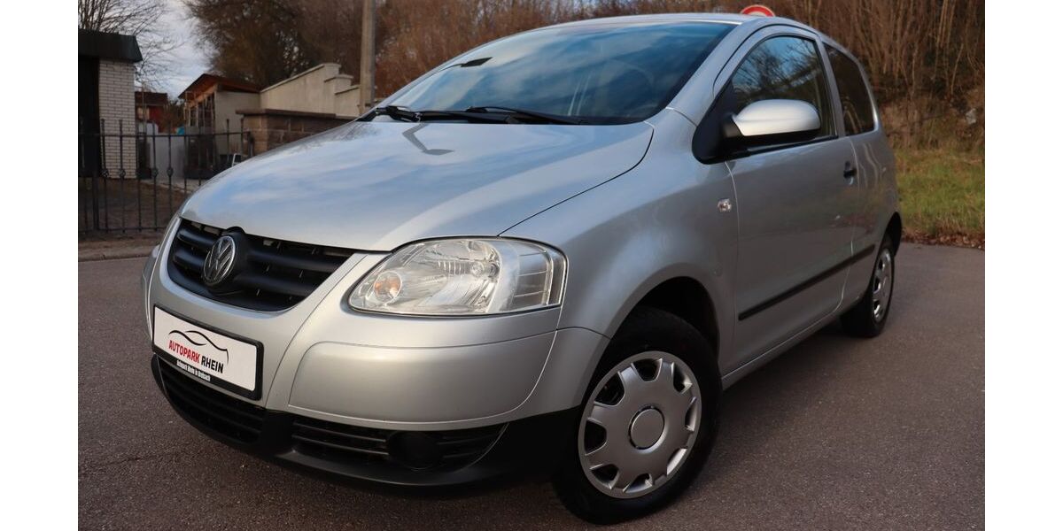 VW Fox 134.000 km 2.690 &euro; Breisach 79206