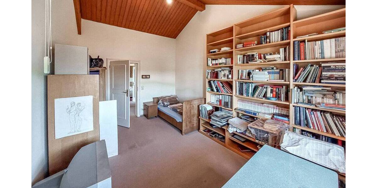 Einfamilienhaus Offenburg Nordoststadt - 9 Zimmer, 348 m&sup2;, 1.190.000&euro; | Angebot:26820465