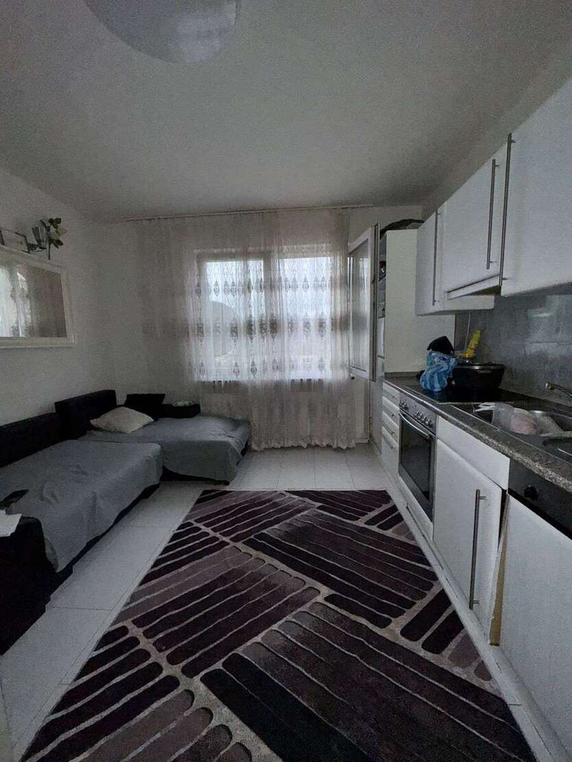 Wohnung zum Kaufen in Duisburg 100.000 € 88 m² 4 zimmer