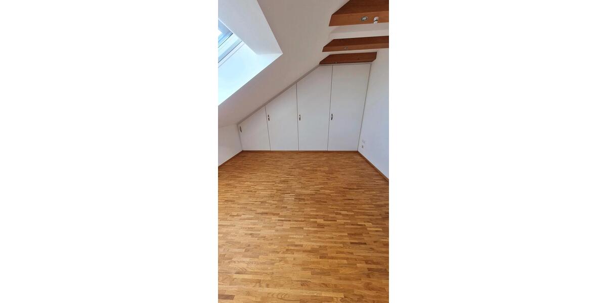 Dachgeschoßwohnung Fürth Bislohe - 3 Zimmer, 79 m&sup2;, 299.999&euro; | Angebot:27457438