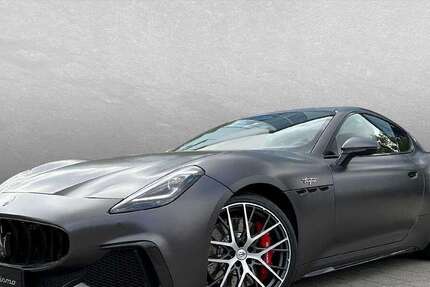 Maserati GranTurismo 1.550 km 194.510 &euro; Regensburg 93059