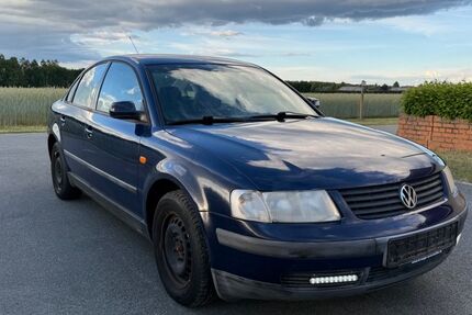 VW Passat 137.700 km 1.290 &euro; Weisen 19322