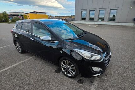 Hyundai i30 156.000 km 9.800 &euro; Ergoldsbach 84061