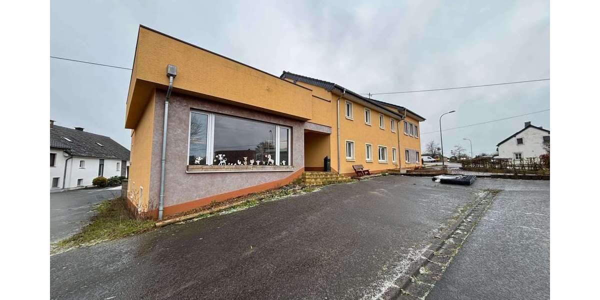 Einfamilienhaus Lichtenborn - 12 Zimmer, 484 m&sup2;, 360.000&euro; | Angebot:25198940