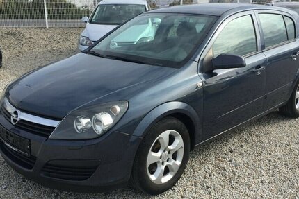 Opel Astra Edition,AHK,Tempom.,Tüv Neu! 176.000 km 3.800 € Himmelkron 95502