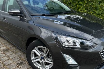 Ford Focus 42.000 km 14.990 &euro; Dinkelscherben 86424