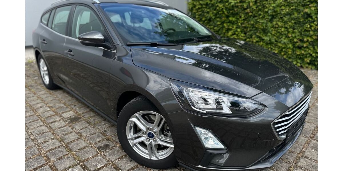 Ford Focus 42.000 km 14.990 &euro; Dinkelscherben 86424