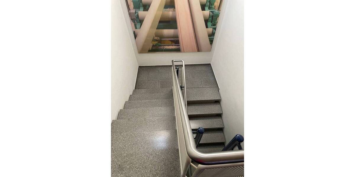 Gewerbeobjekt Reutlingen Jettenburg - 9 Zimmer, 454 m&sup2;, 4.600&euro; | Angebot:25433546