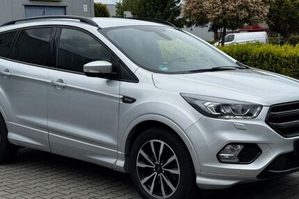 Ford Kuga 136.693 km 14.900 &euro; Alsdorf 52477
