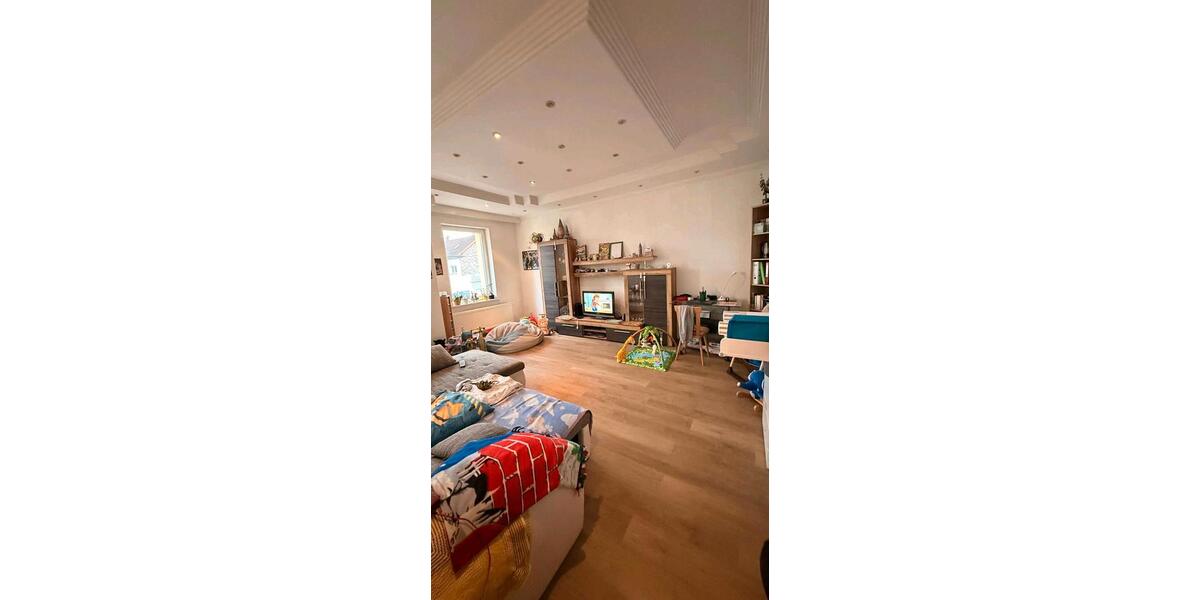 Erdgeschoßwohnung Coburg - 4 Zimmer, 120 m&sup2;, 210.000&euro; | Angebot:26429496