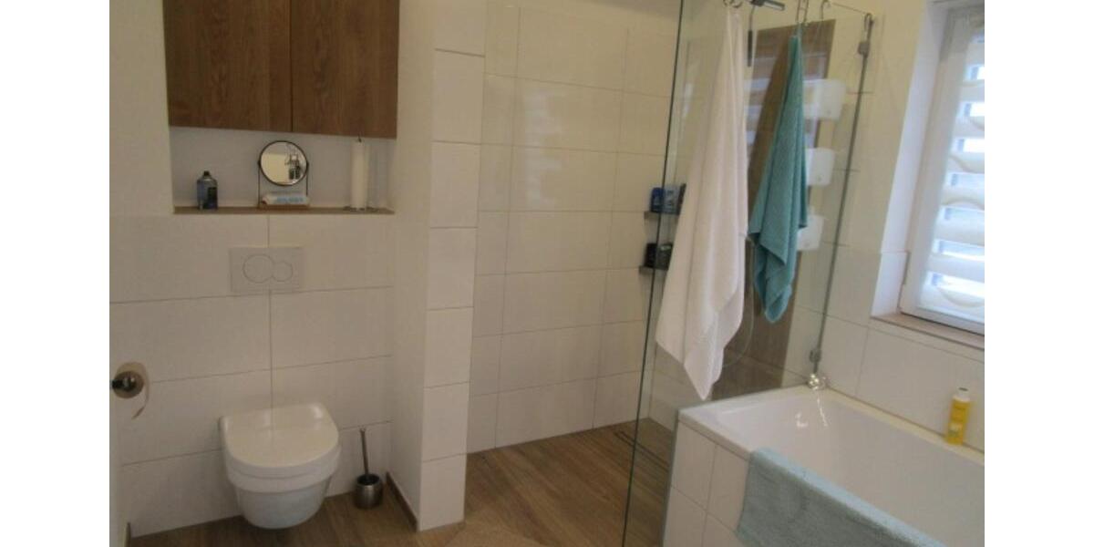 Doppelhaushälfte Niederkrüchten - 4 Zimmer, 128 m&sup2;, 1.500&euro; | Angebot:24940984