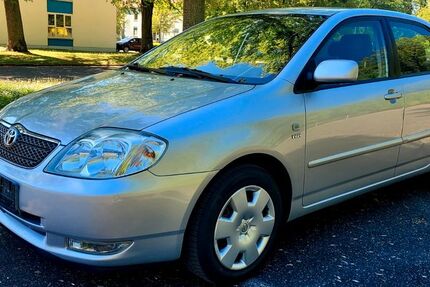 Toyota Corolla 166.000 km 3.750 &euro; Reichenberg,Albertshausen 97234