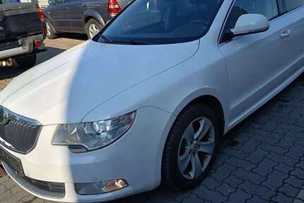 Skoda Superb 270.000 km 4.200 &euro; Hannover 30179
