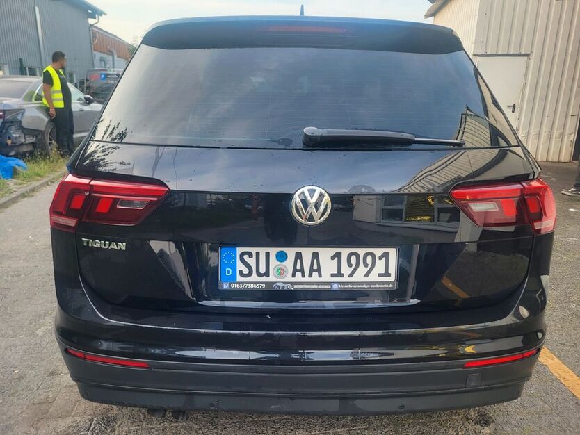 VW Tiguan 142.000 km 15.950 € Meckenheim 53340