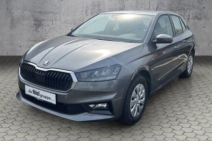 Skoda Fabia 4.900 km 18.990 &euro; Paderborn 33104