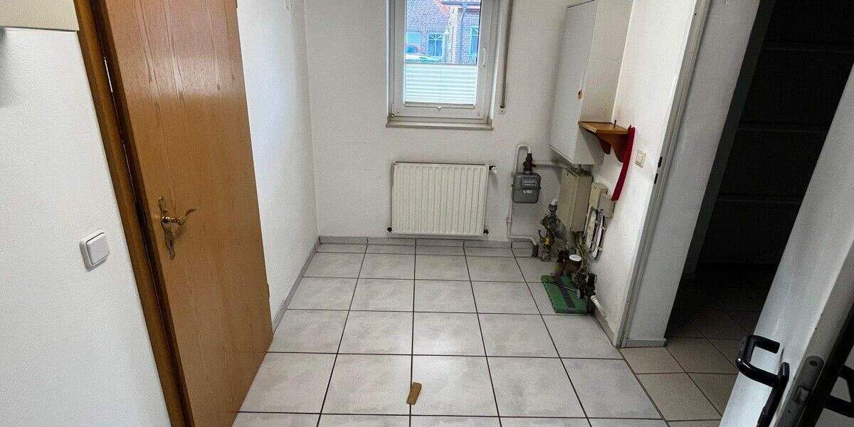 Einfamilienhaus Saterland Scharrel - 6 Zimmer, 141 m&sup2;, 270.000&euro; | Angebot:25769100