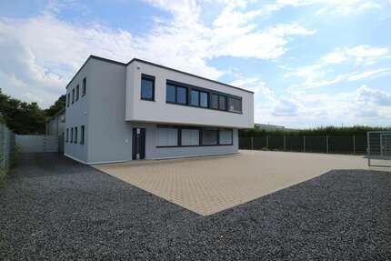 Büro in Rommerskirchen 2.500 € 253 m² zimmer