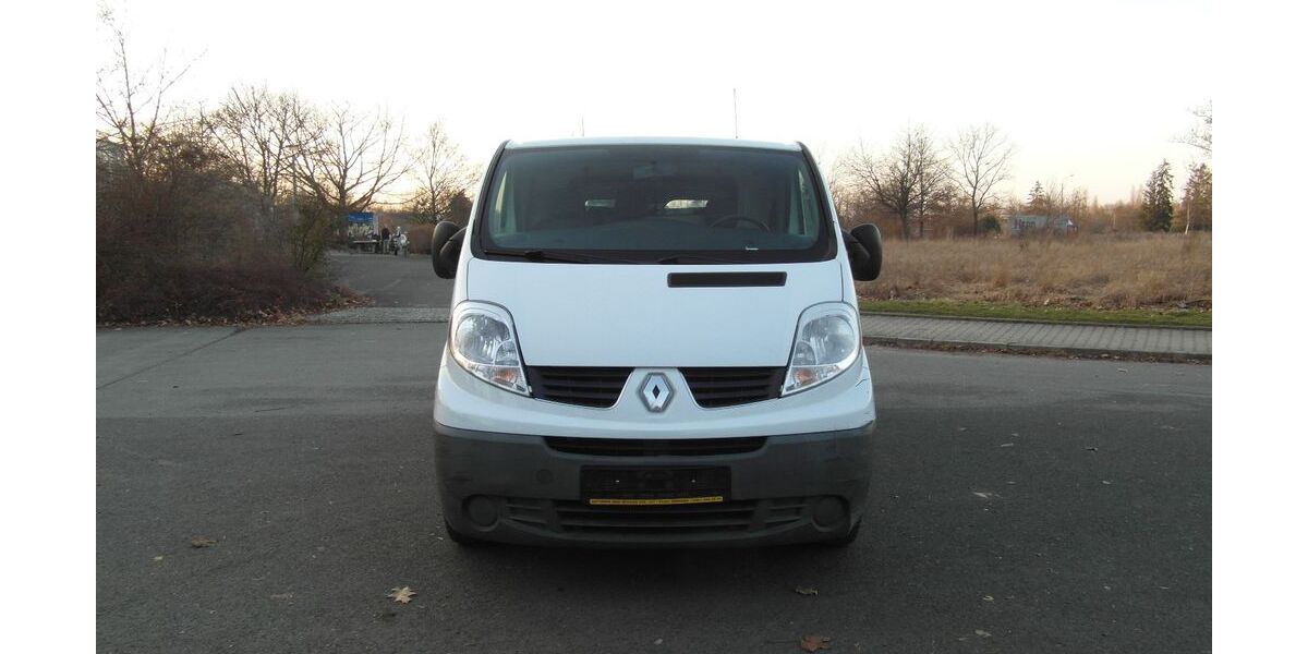 Renault Trafic 206.432 km 3.899 &euro; Dresden 01237