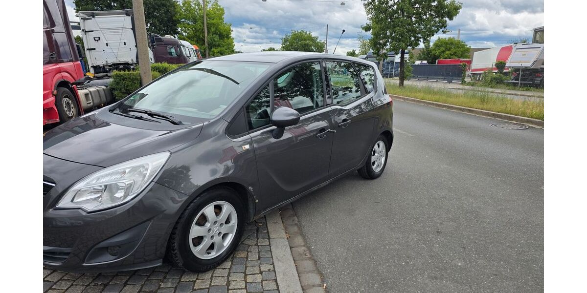 Opel Meriva 211.000 km 1.750 &euro; Fürth Burgfarrnbach 90768