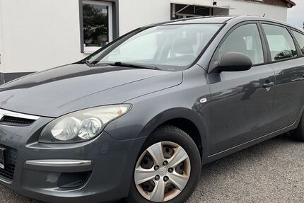 Hyundai i30 127.517 km 3.499 € Nordhausen 99734